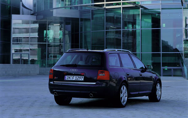  Audi S6 Avant  (1999-2004)