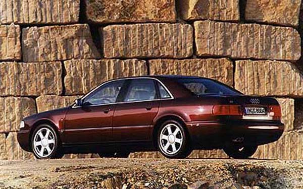  Audi S8  (1999-2002)
