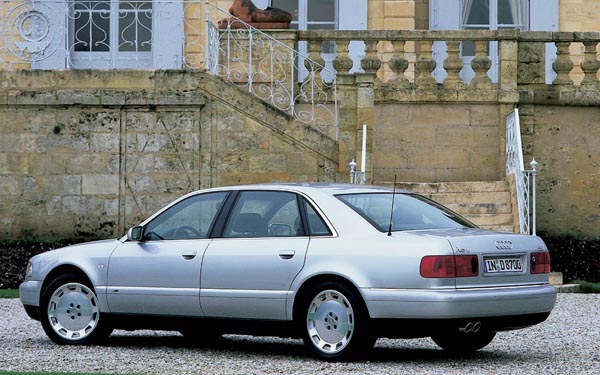  Audi A8  (1994-2002)