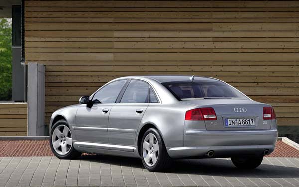  Audi A8  (2005-2009)