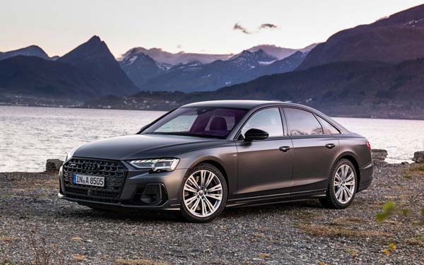 Audi A8 (2021...)  #251