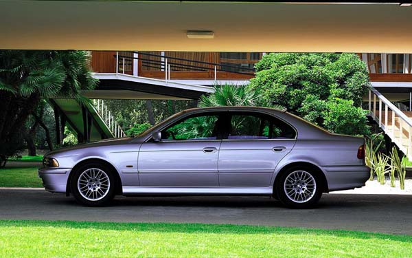  BMW 5-series  (2000-2003)