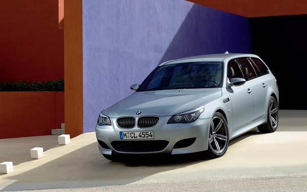  BMW M5 Touring 