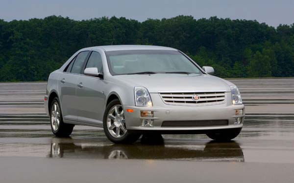  Cadillac STS  (2004-2007)