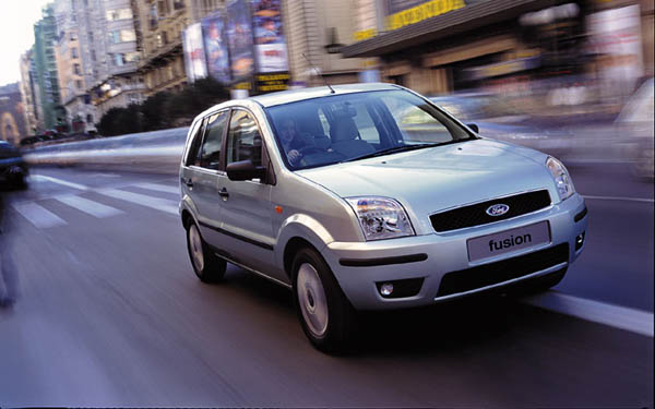 Ford Fusion (2002-2012)  #1