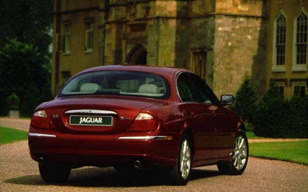  Jaguar S-Type 