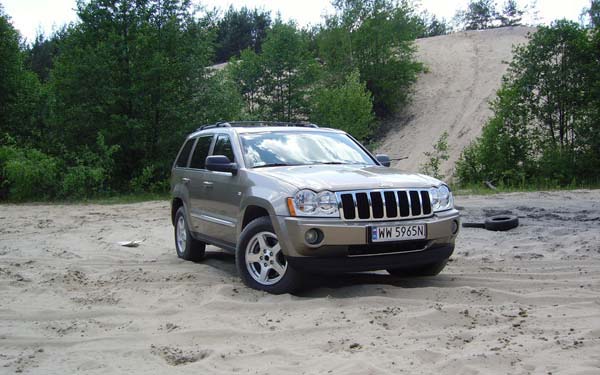  Jeep Grand Cherokee  (2005-2009)