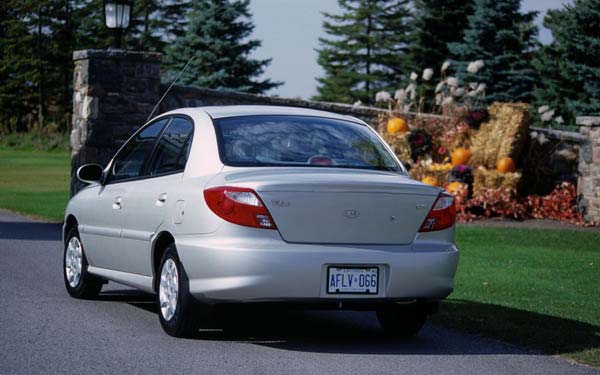 Kia Rio Sedan (2000-2002)  #7