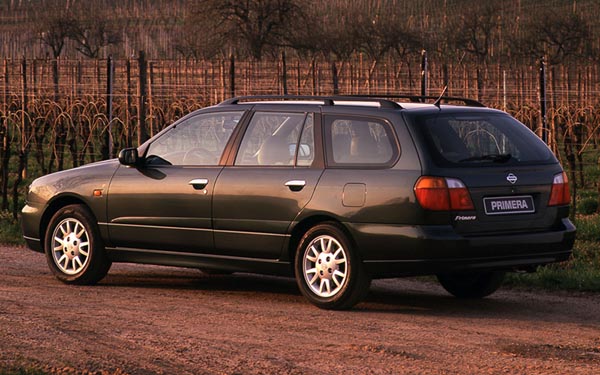  Nissan Primera Wagon  (1999-2001)