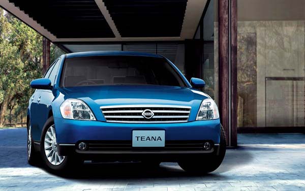  Nissan Teana  (2004-2008)