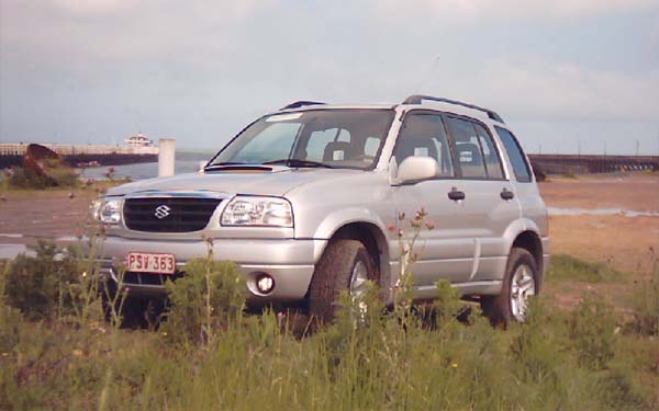  Suzuki Grand Vitara  (2002-2005)