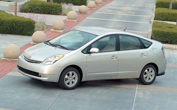  Toyota Prius  (2003-2008)