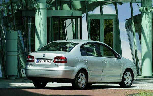 Volkswagen Polo Classic  (2002-2005)