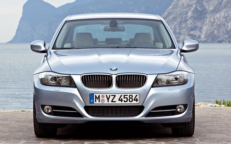  BMW 3-series  (2008-2011)