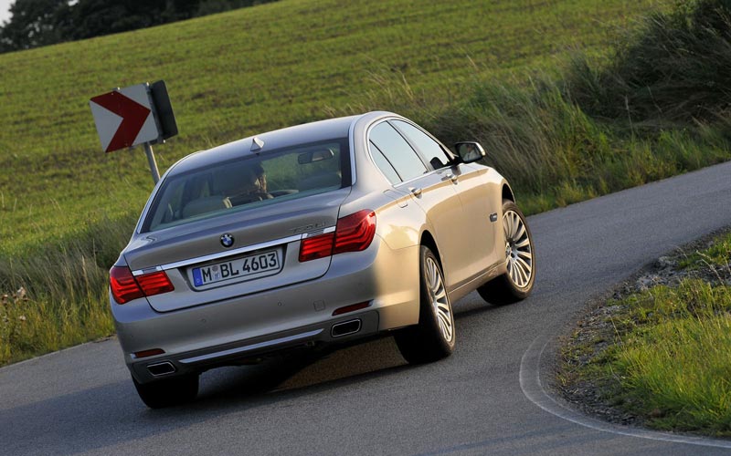  BMW 7-series L  (2008-2012)