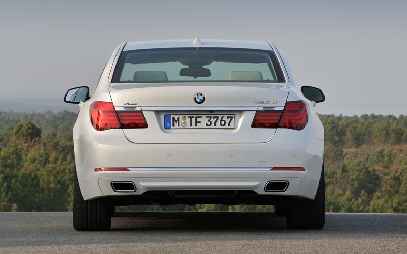  BMW 7-series  (2012-2015)