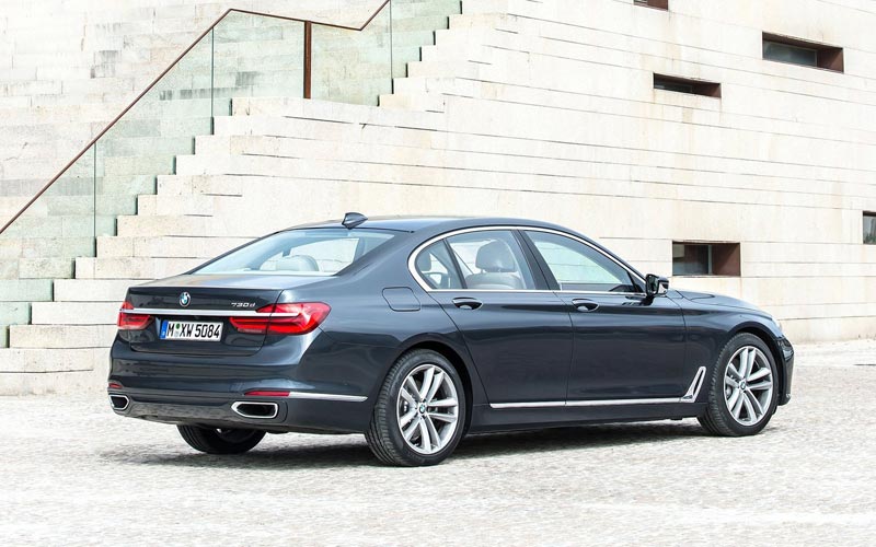  BMW 7-series  (2015-2019)