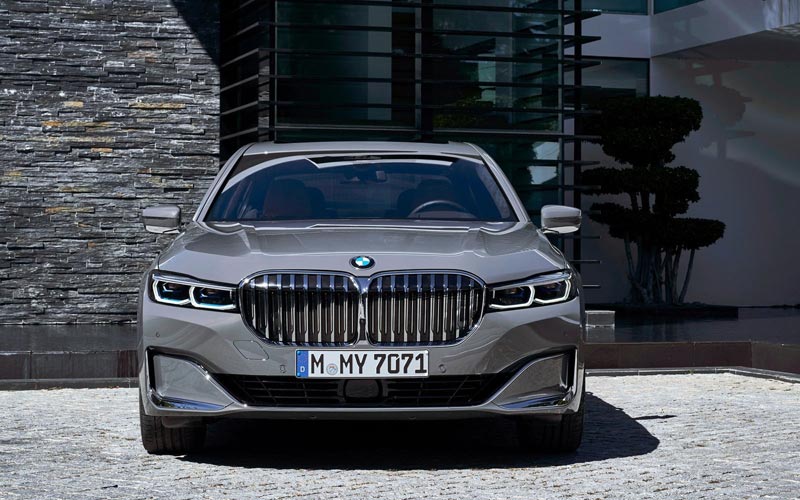  BMW 7-series  (2019-2022)