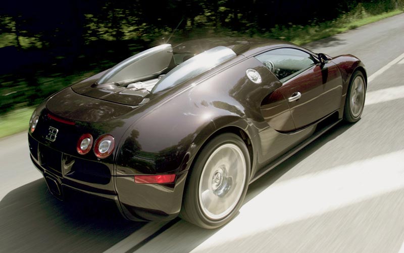  Bugatti Veyron 