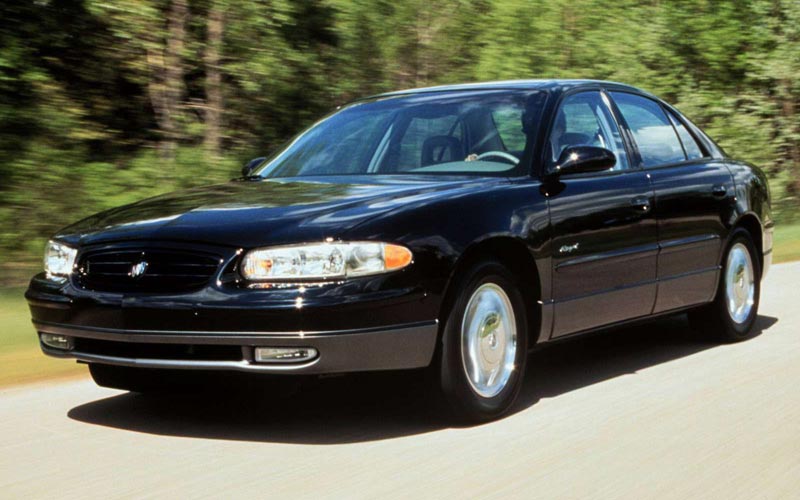  Buick Regal  (1997-2004)