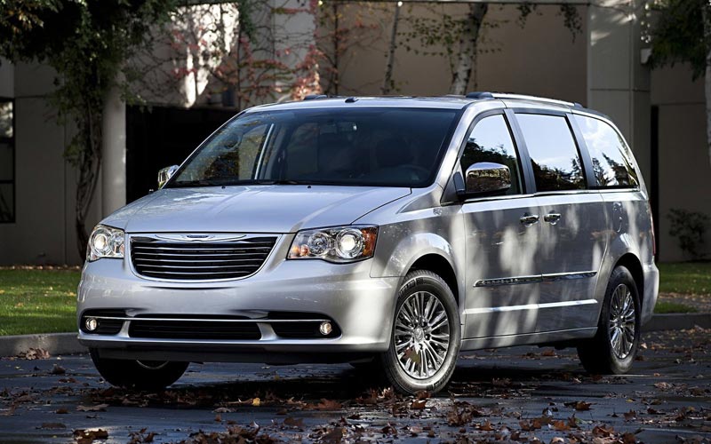  Chrysler Town & Country 