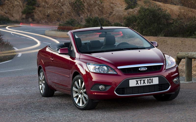  Ford Focus Coupe-Cabriolet 