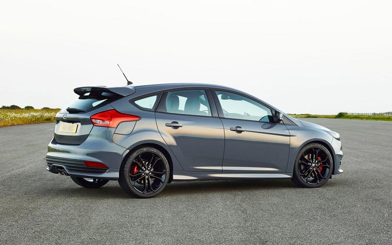  Ford Focus ST  (2014-2019)