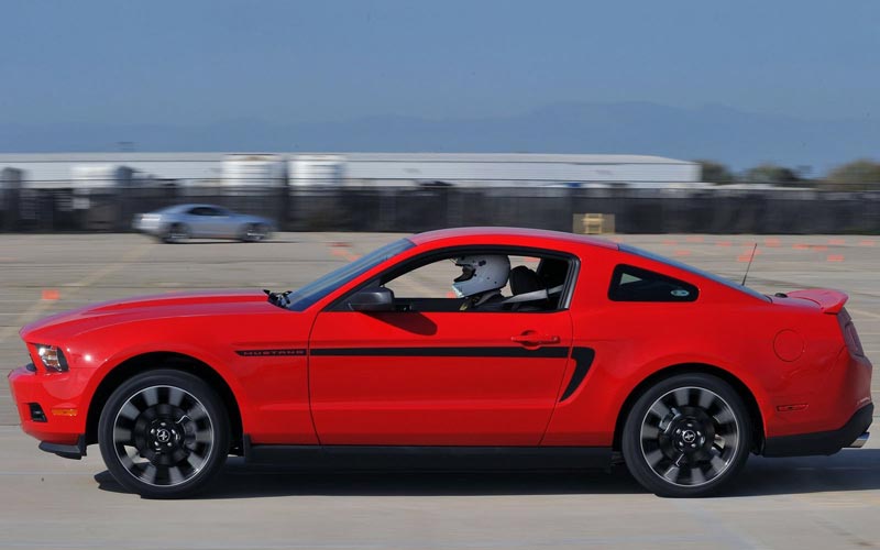  Ford Mustang  (2011-2013)