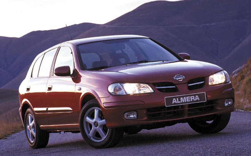 Nissan Almera  (2000-2002)