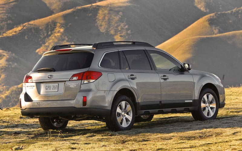  Subaru Outback  (2010-2014)