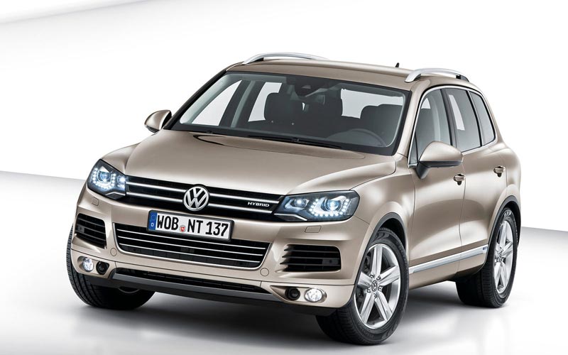  Volkswagen Touareg  (2010-2014)