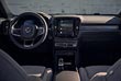 Интерьер Volvo XC40 2022...