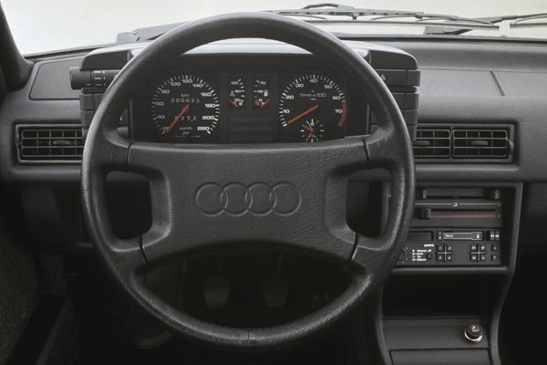   Audi 90
