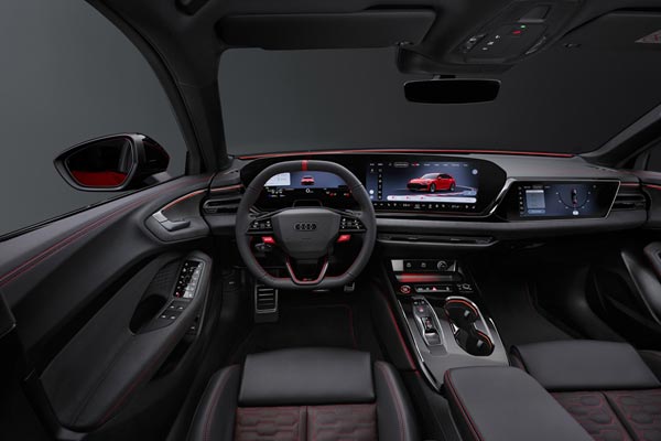 Интерьер салона Audi RS5 Avant