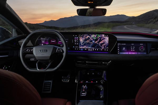 Интерьер салона Audi S6 e-tron