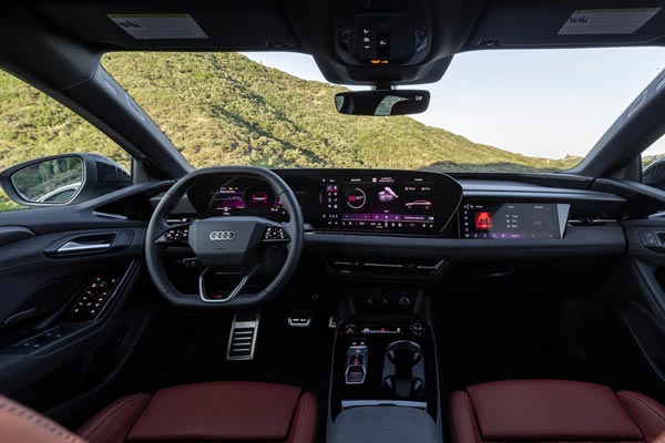 Интерьер салона Audi S6 e-tron