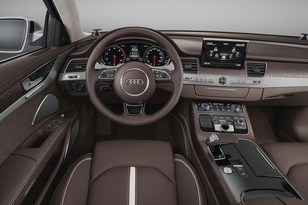   Audi A8