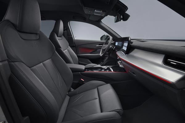 Интерьер салона Audi Q3 Sportback