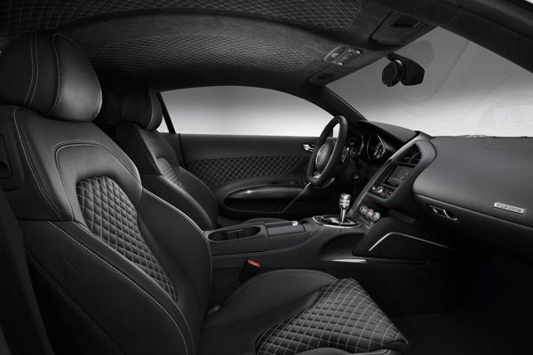   Audi R8 V10