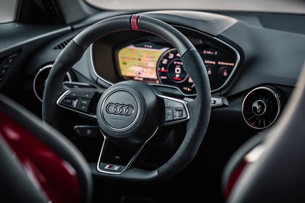   Audi TTS