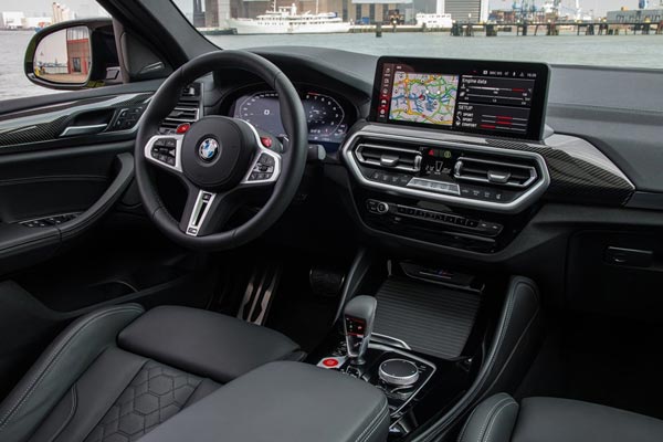   BMW X4 M