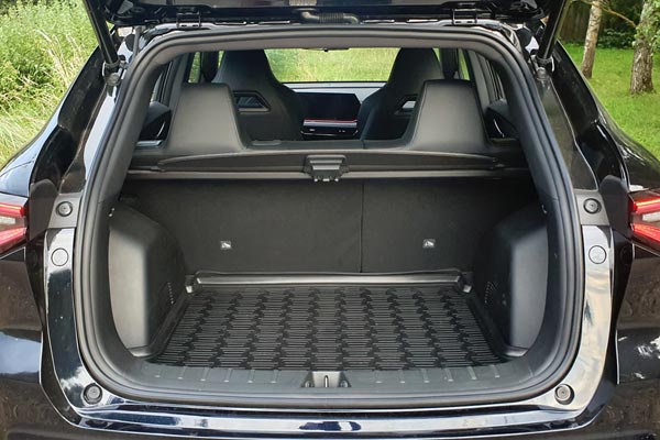 Интерьер салона Changan CS35 Max