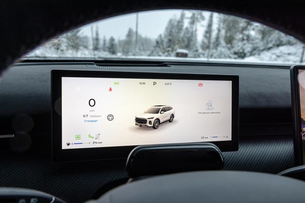 Интерьер салона Chery Tiggo 9