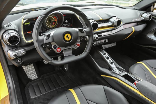   Ferrari 812 Superfast