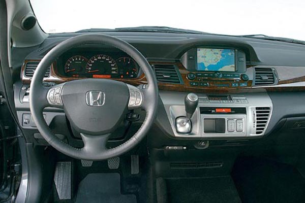   Honda FR-V