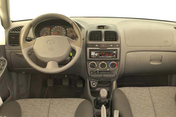  Hyundai Accent Hatchback