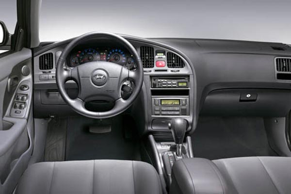   Hyundai Elantra Hatchback