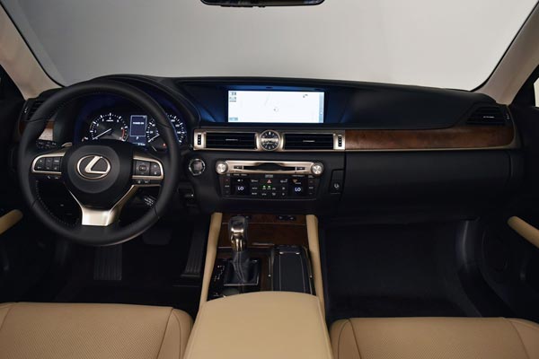   Lexus GS