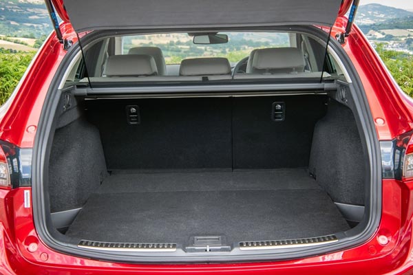   Mazda 6 Wagon