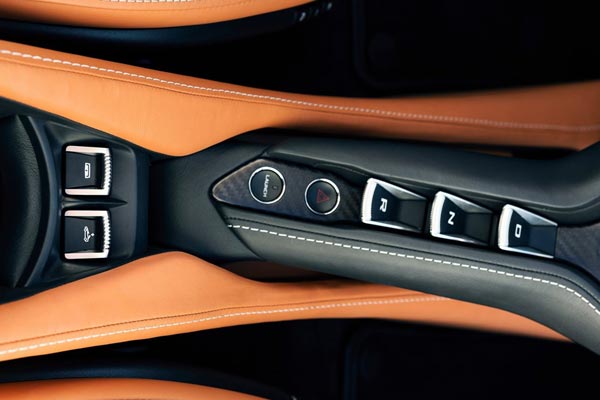   McLaren 720S Spider